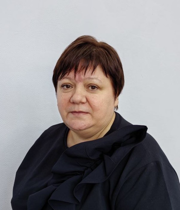 Ушакова Елена Зиновьевна.